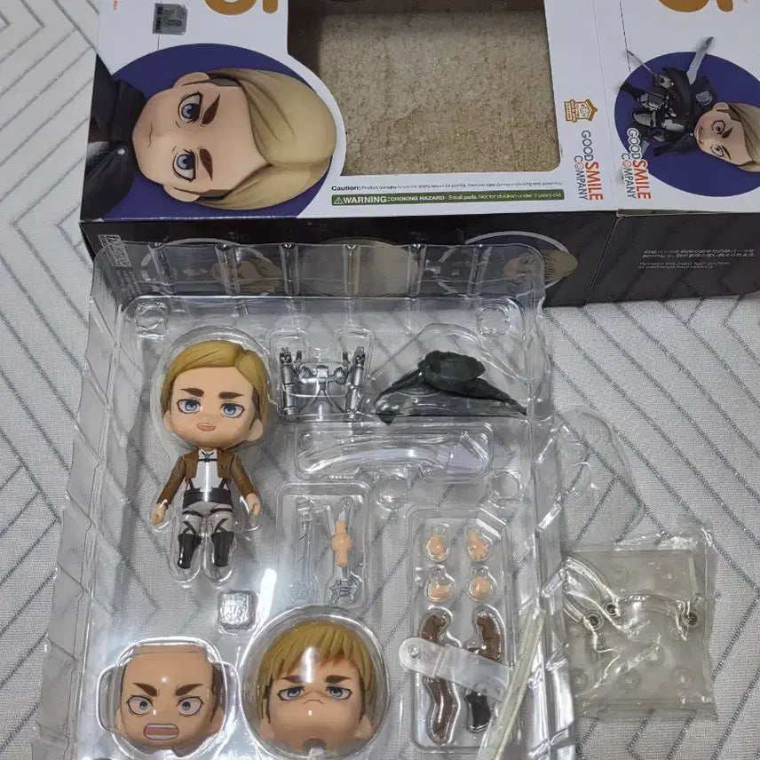 [BUNJANG] Good Smile Company Erwin Smith Nendoroid / 진격의 거인 엘빈 스미스 넨도로이드 굿스마일 정품 엘빈 피규어