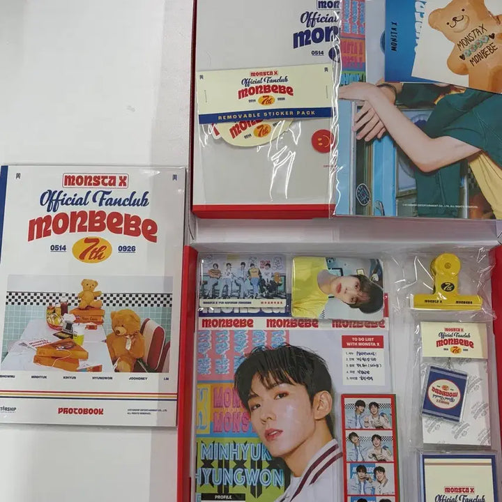 [BUNJANG] Monsta X 7th Generation Official Fanclub Kit / 탈덕처분 몬스타엑스 몬베베 7기 팬클럽 키트