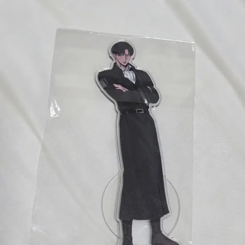 [BUNJANG] Attack on Titan Levi Ackerman Acrylic Standee (Sealed) / [미개봉] 진격의거인 진격거 리바이 아크릴 Levi