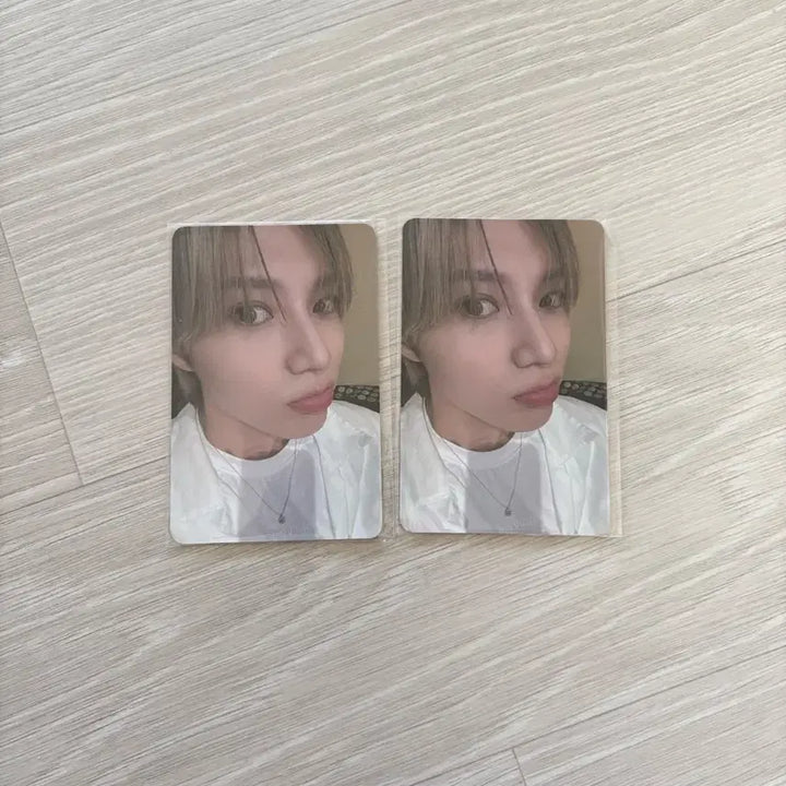 [BUNJANG] Taemin Support Rod + 2 Photocards / 태민 응원봉+포토카드 2장