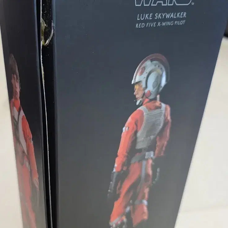 [BUNJANG] Star Wars Luke Skywalker Red Five X-Wing Pilot Figure / 스타워즈 루크 스카이워커 레드 파이브 X-윙 파일럿 피규어