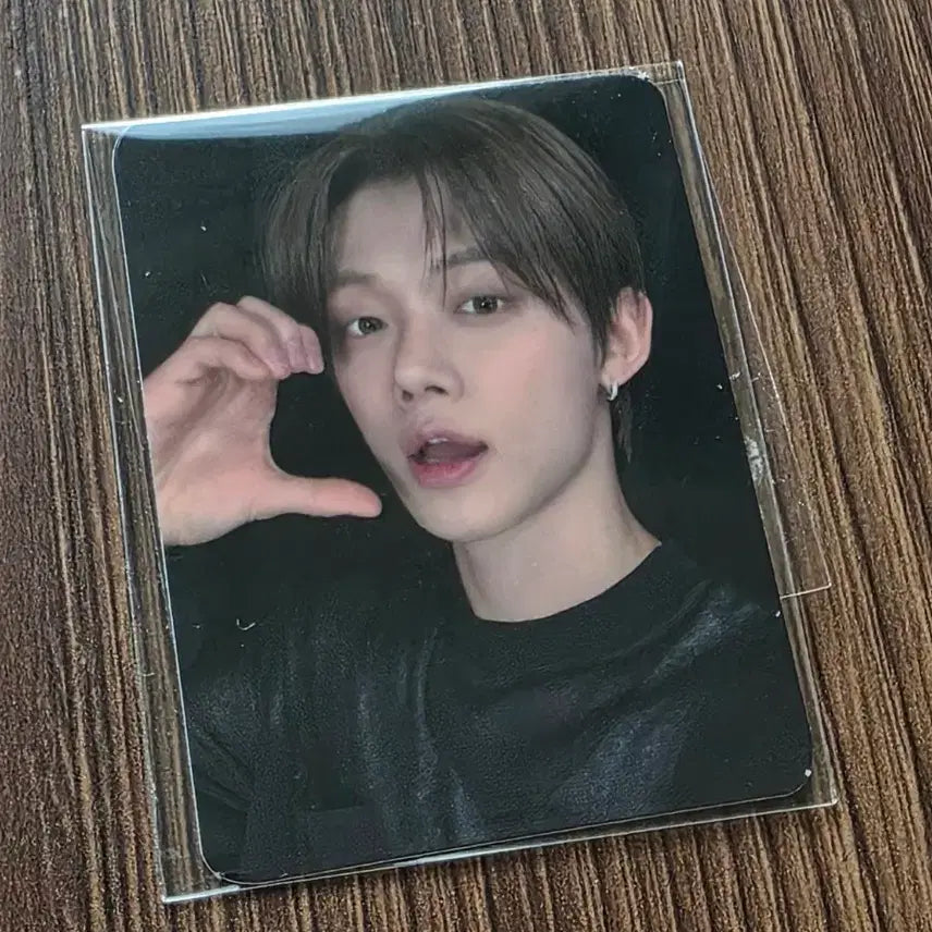 [BUNJANG] TXT Yeonjun Mini Photocard + Holder Bundle Set / 투바투 요아정 연준 미니 포카 + 홀더 세트