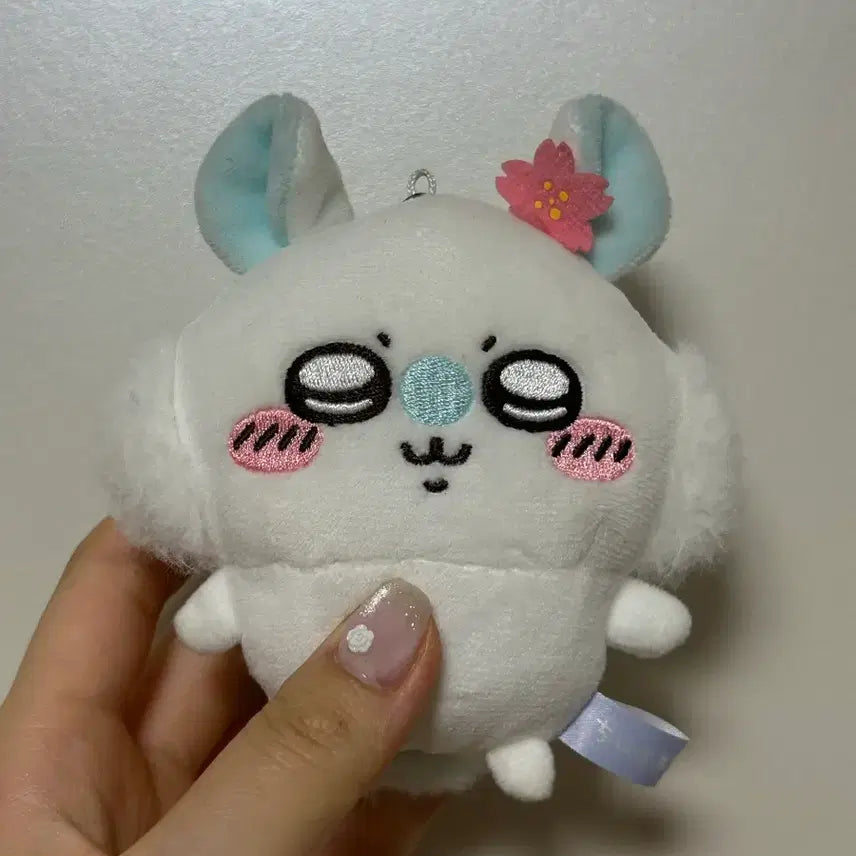 [BUNJANG] Chiikawa Momonga Cherry Blossom Plush / 먼작귀 치이카와 모몽가 벚꽃 인형 우사기