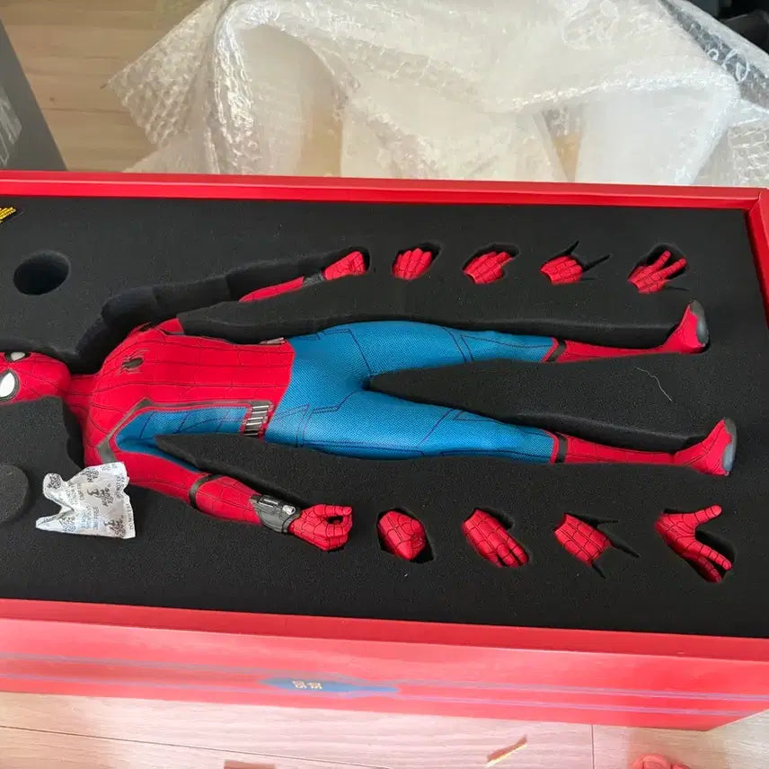 [BUNJANG] Spider-Man: Homecoming Quarter Scale 1/4 Figure / 스파이더맨 홈커밍 1/4 피규어