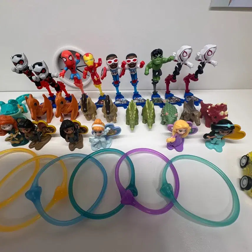 [BUNJANG] Kinder Joy Assorted Versions / 킨더조이