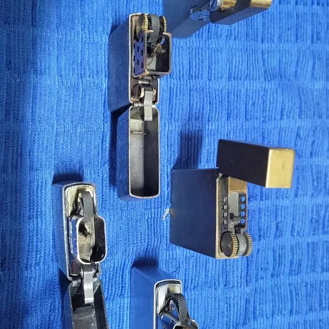 [BUNJANG] Assorted Lighters Collection (Zippo, Antique, Collectible) / 여러 라이터 모음 ( 지포 라이터 . 골동품. 수집품)