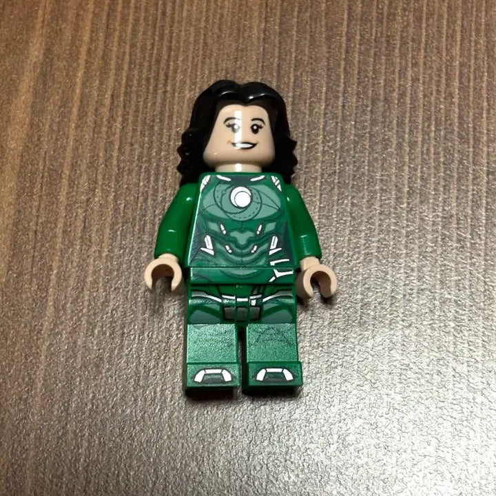 [BUNJANG] Lego Marvel Eternals Sersi Figure / 레고 마블 이터널스 세르시 피규어