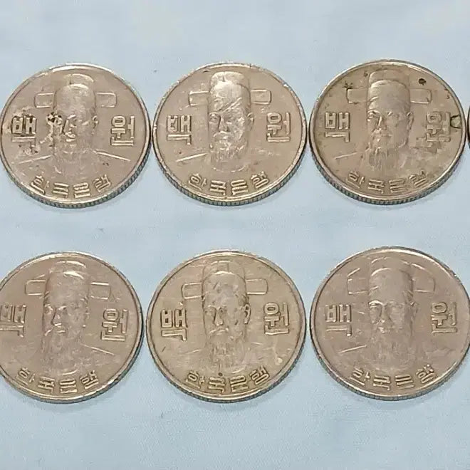 [BUNJANG] 1979 South Korean 100 Won Coins (Bundle Set) / 1979년 100원 10개 일괄