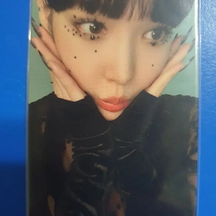 [BUNJANG] Chung Ha EENIE MEENIE Studio Photocard / 청하 이니미니 공방포카