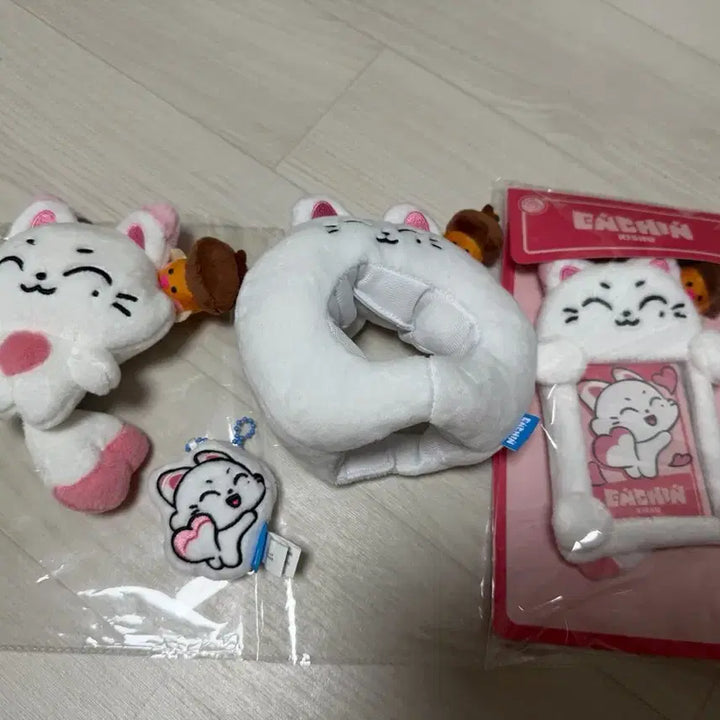 [BUNJANG] ENHYPEN ENCHINE KISHU Goods Bundle Set / 엔하이픈 엔친 키슈 굿즈 일괄