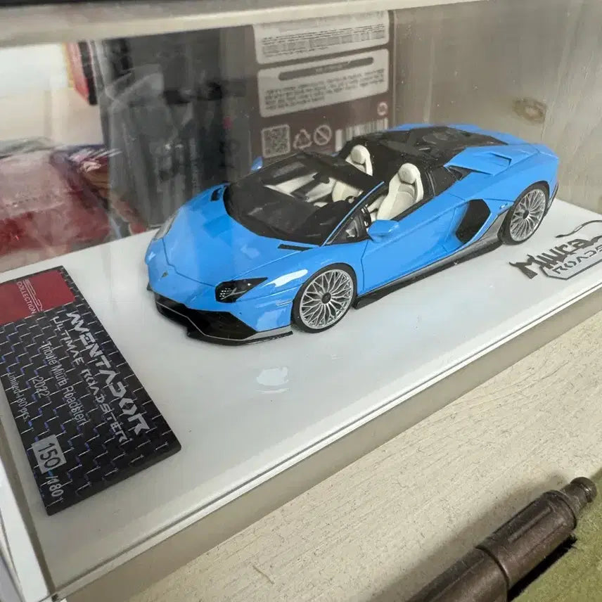 [BUNJANG] Make Up Lamborghini Aventador 1:43 Scale / 메이크업 람보르기니 아벤타도르 1:43 유일매물