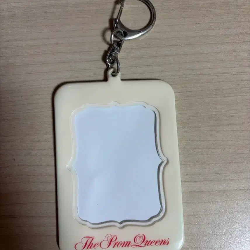 [BUNJANG] IVE Photocard Holder Keychain / 아이브 포카 홀더 키링