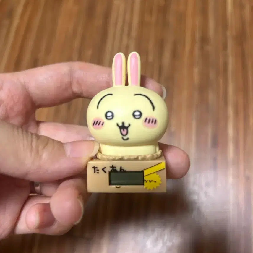 [BUNJANG] Chiikawa Usagi Clock Gacha / 치이카와 우사기 시계 가챠