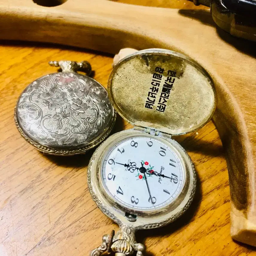 [BUNJANG] Antique Pocket Watch Set (2 Pieces) / 회중시계 엔틱 골동품 2점 세트