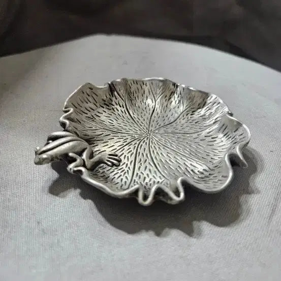 [BUNJANG] Silver Metal Frog and Lotus Leaf Brush Washer / 은색 금속제 개구리 연잎형 필세,입체 문양 문방구