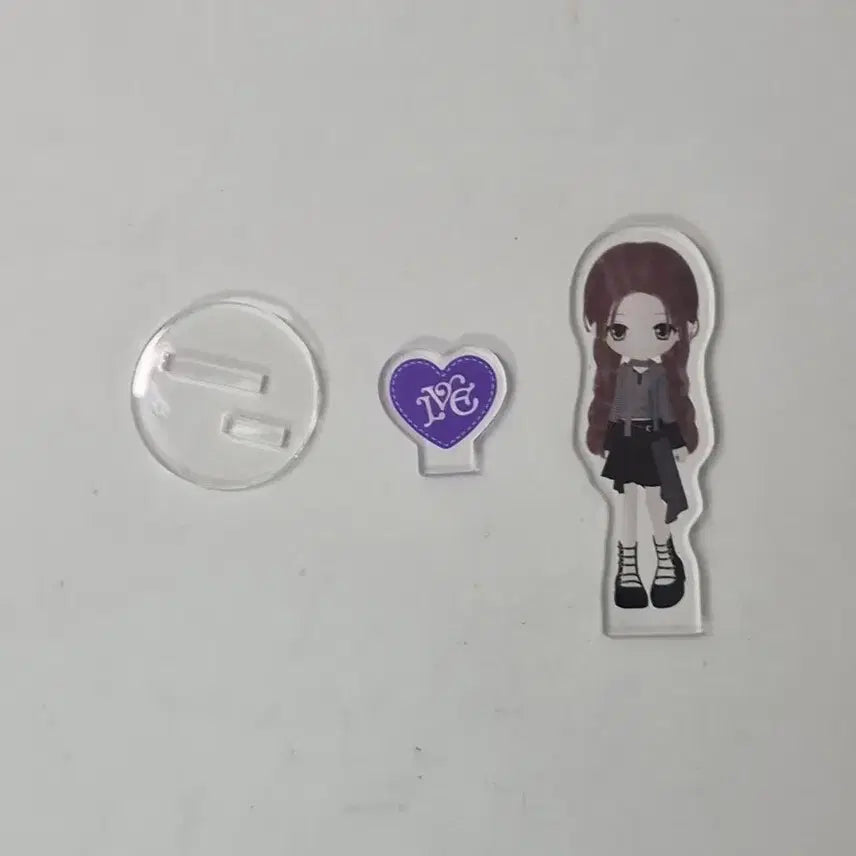 [BUNJANG] IVE Yujin Character Acrylic Stand / 아이브 캐릭터 아크릴 스탠드(유진)
