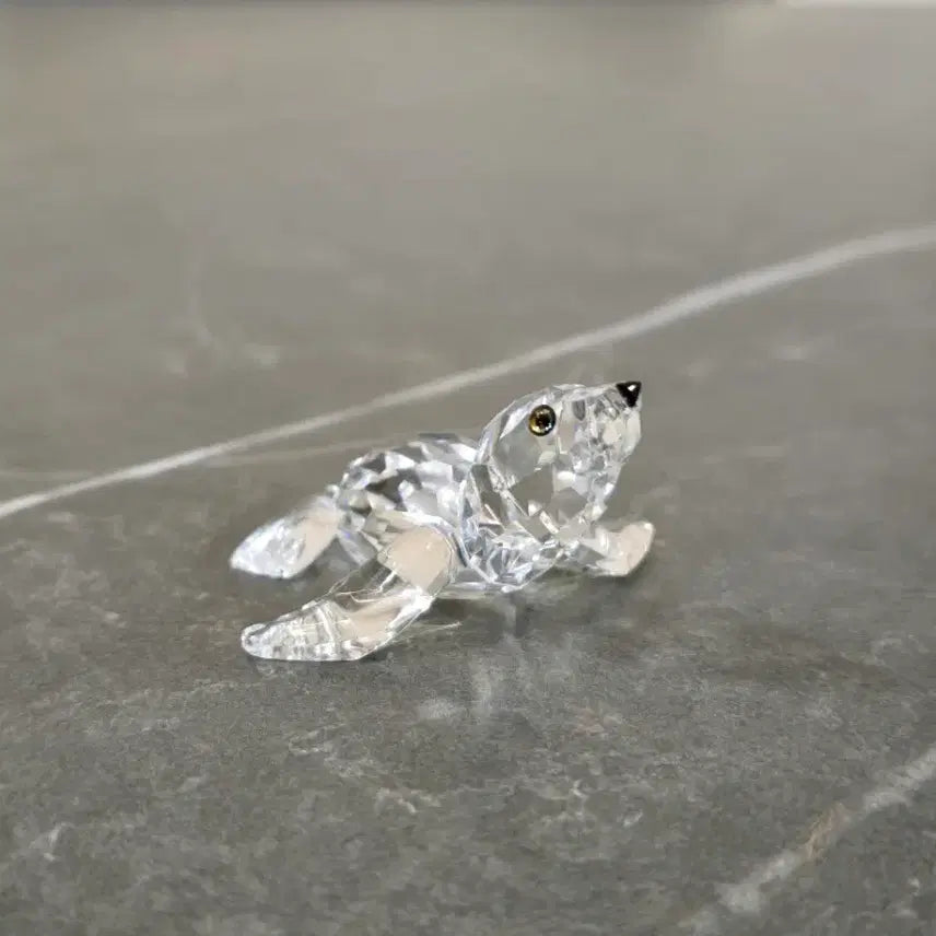 [BUNJANG] Swarovski Crystal Seal Figurine / 스와로브스키 Swarovski 크리스탈 물개 장식품