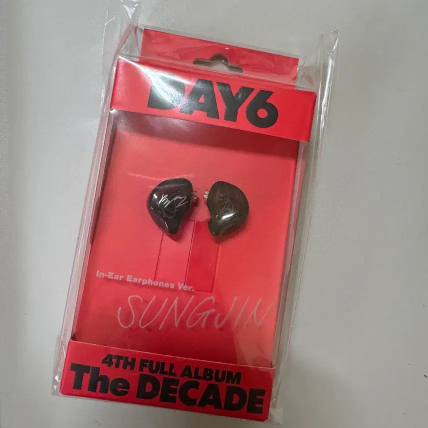 [BUNJANG] Day6 The Decade Sungjin In-Ear Monitors / 데이식스 더데케이드 인이어 성진