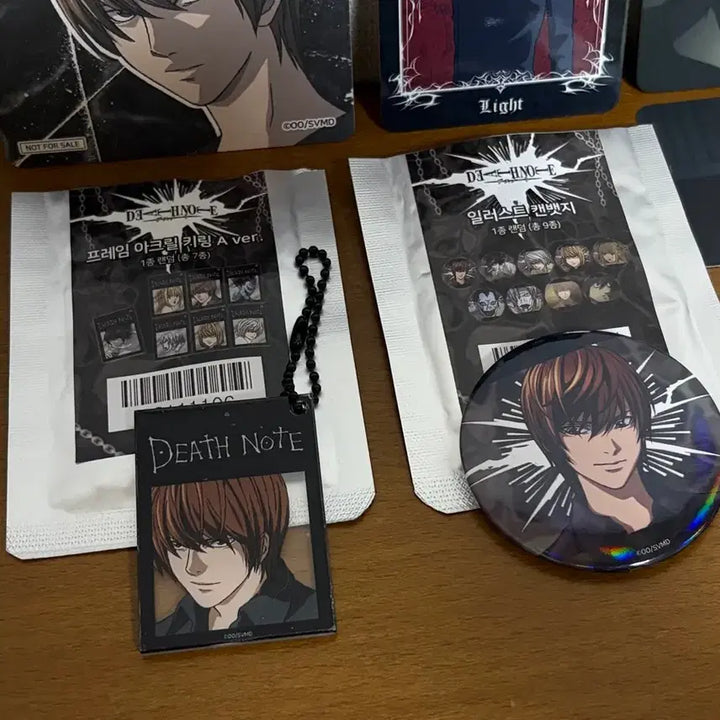 [BUNJANG] Death Note Light Yagami T-NUX Collaboration Goods Set / 데스노트 야가미 라이토 투니크 굿즈 일괄 프레임 아크릴 키링 일러스트 캔뱃지 특전 카드 코스터 세트