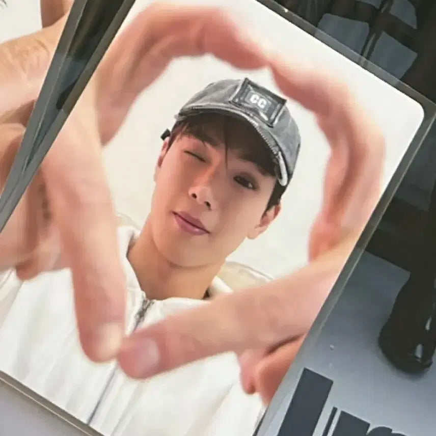 [BUNJANG] MONSTA X Unfold Vinyl Shownu Photocard / 몬스타엑스 Unfold 언폴드 vinyl 포카 셔누