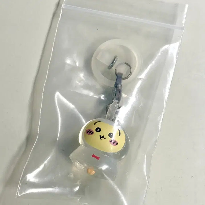 [BUNJANG] Chiikawa Usagi Raincoat Mark / 치이카와 우사기 우비 메지루시