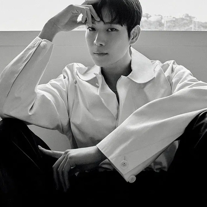 [BUNJANG] Marie Claire Magazine feat. Kim Young-dae Pictorial &amp; Interview (Penthouse Era) / (마지막 한권)<친애하는 X> 배우 김영대님 화보와 인터뷰가 실린 마리끌레르 잡지 양도