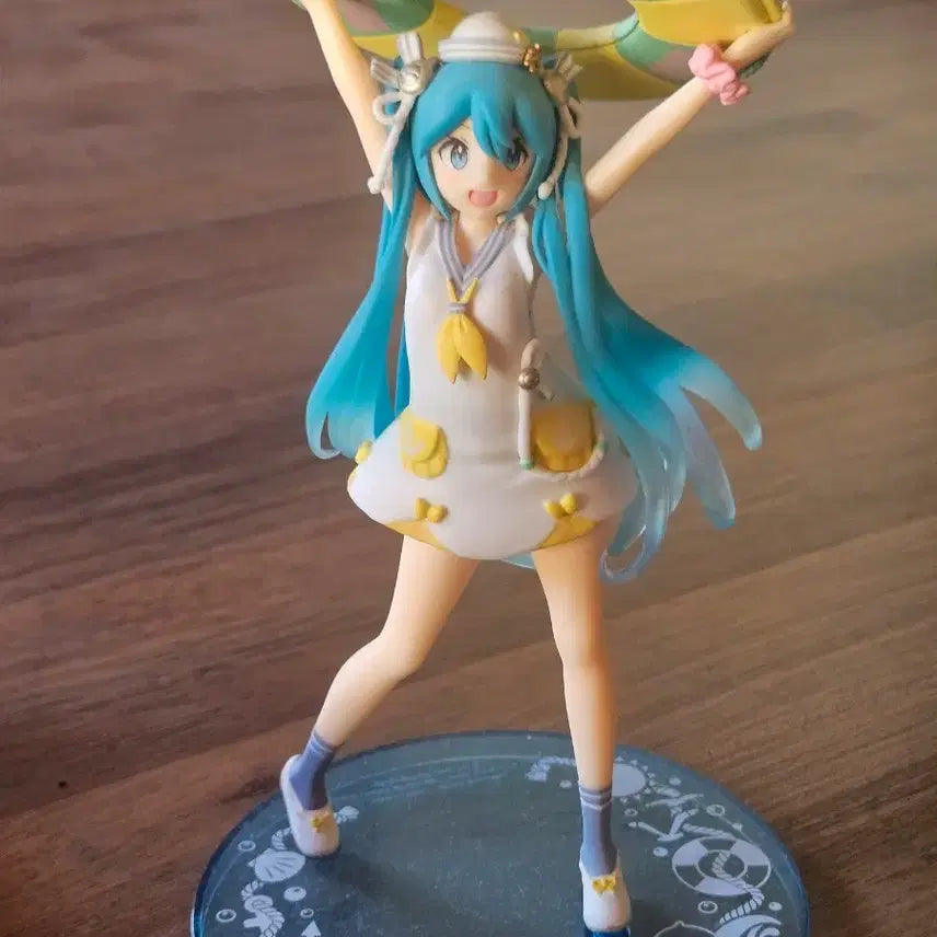 [BUNJANG] Hatsune Miku Summer Outfit Figure / 하츠네미쿠 여름옷 피규어