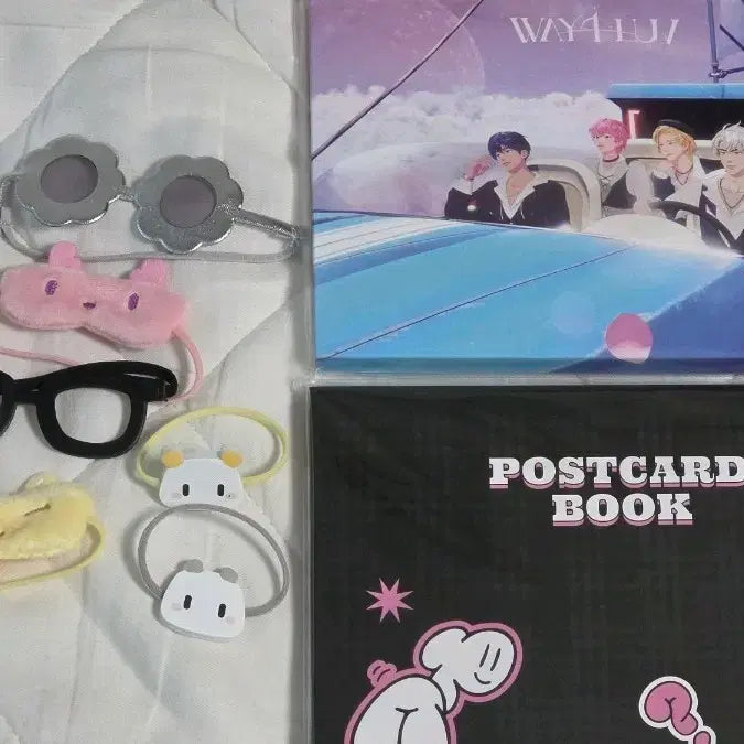 [BUNJANG] PLAVE Postcard Book, Mmemimu Trading Accessory Bundle Set / 플레이브 포스트카드북, 므메미무 트레이딩 악세서리 일괄 판매합니다!