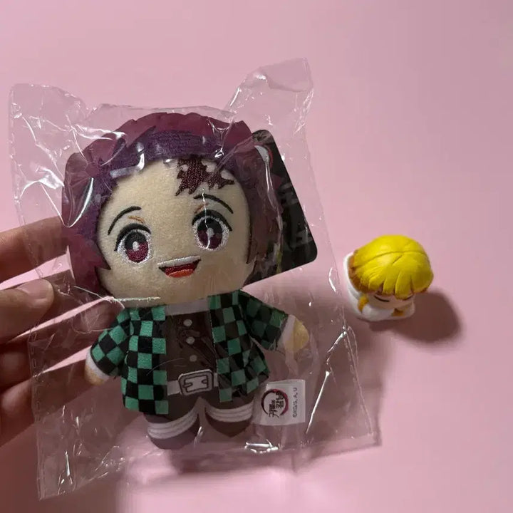 [BUNJANG] Demon Slayer Tanjiro Keychain + Zenitsu Figure Set / 귀멸의 칼날 탄지로 키링 + 젠이츠 피규어
