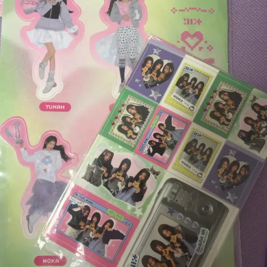 [BUNJANG] ILLIT x Rockfish Weatherwear Sticker Bundle Set / 아일릿 락피쉬 락피쉬웨더웨어 스티커 2장 일괄 이모이즈