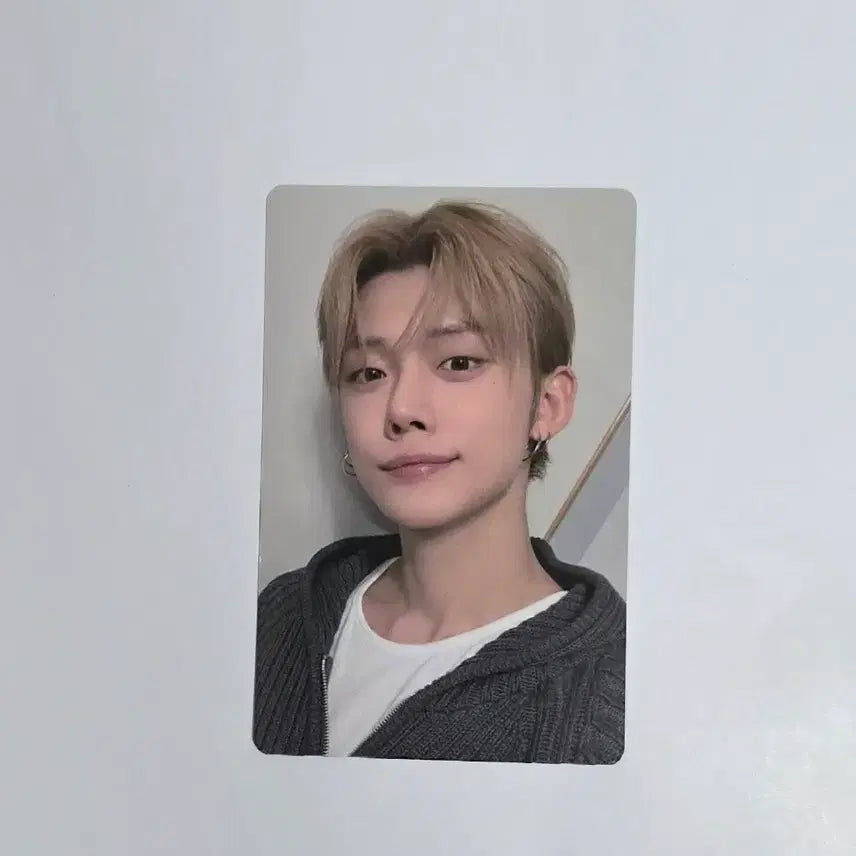 [BUNJANG] TXT Yeonjun IZEWORLD Lucky Draw Photocard / 투바투 가시잠바  이즈위영통 연준 포카