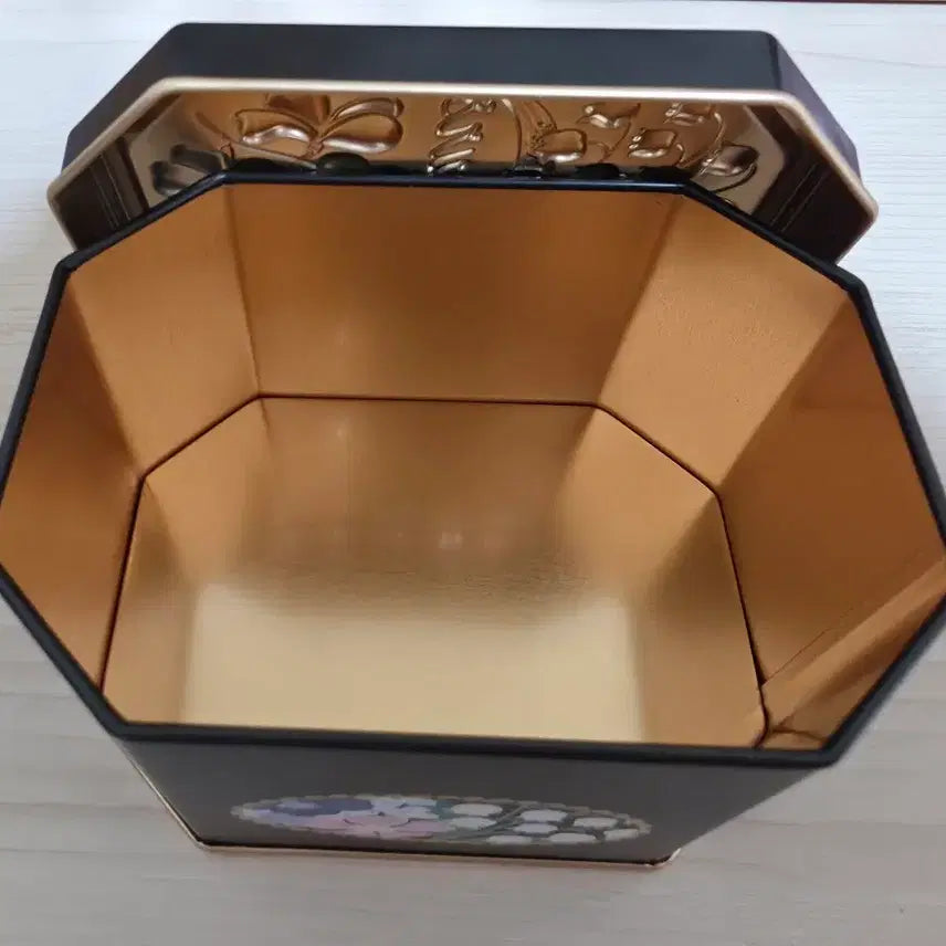 [BUNJANG] Morozoff Flower Chocolate Tin Case / 모로조프 플라워 초콜릿 틴케이스