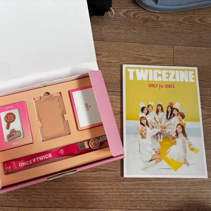 [BUNJANG] Twice ONCE 1st Generation Fanclub Kit / 트와이스 ONCE 1기 팬클럽 키트