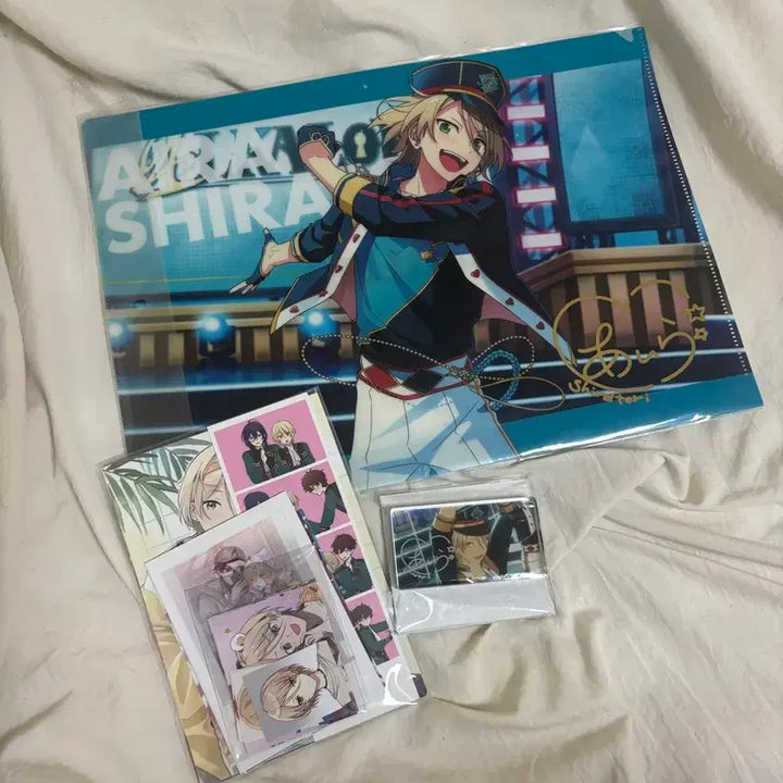 [BUNJANG] Ensemble Stars Shiratori Aira Bundle Set Acrylic Block + Cafe Goods / (일괄) 앙스타 시라토리 아이라 아크릴 + 블럭 + 생카