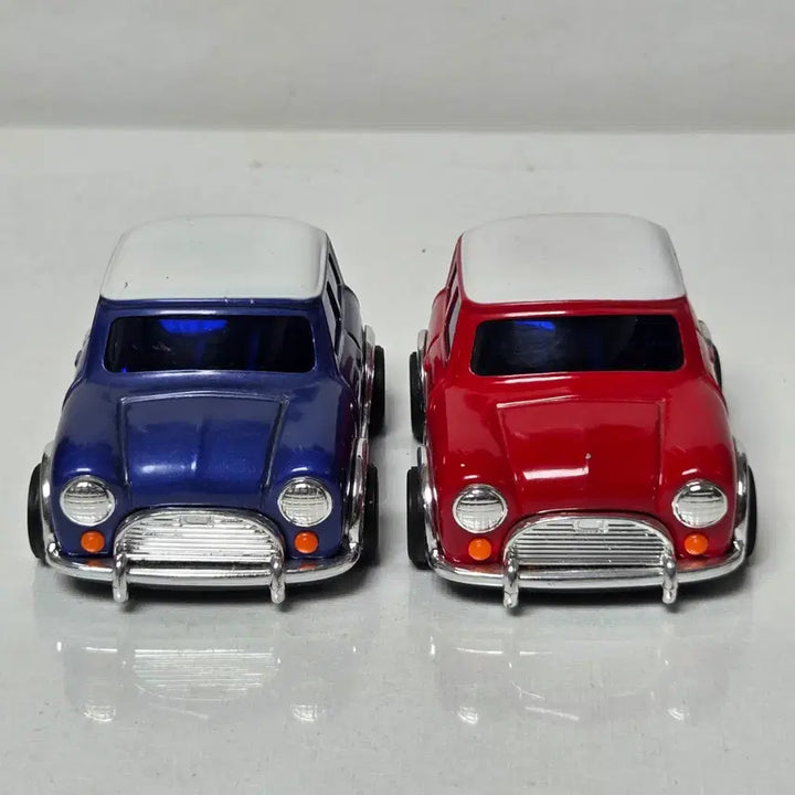 [BUNJANG] Friction Rubber Tire Mini Car Set (2-Unit) / 일본 미니 2대세트 양철 프릭션 고무타이어 미니카 세트  인테리어소품