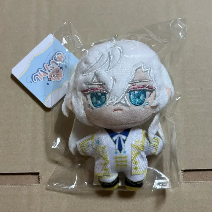 [BUNJANG] Akuneko Shiro Parunui Plush / 아쿠네코 시로 파루누이