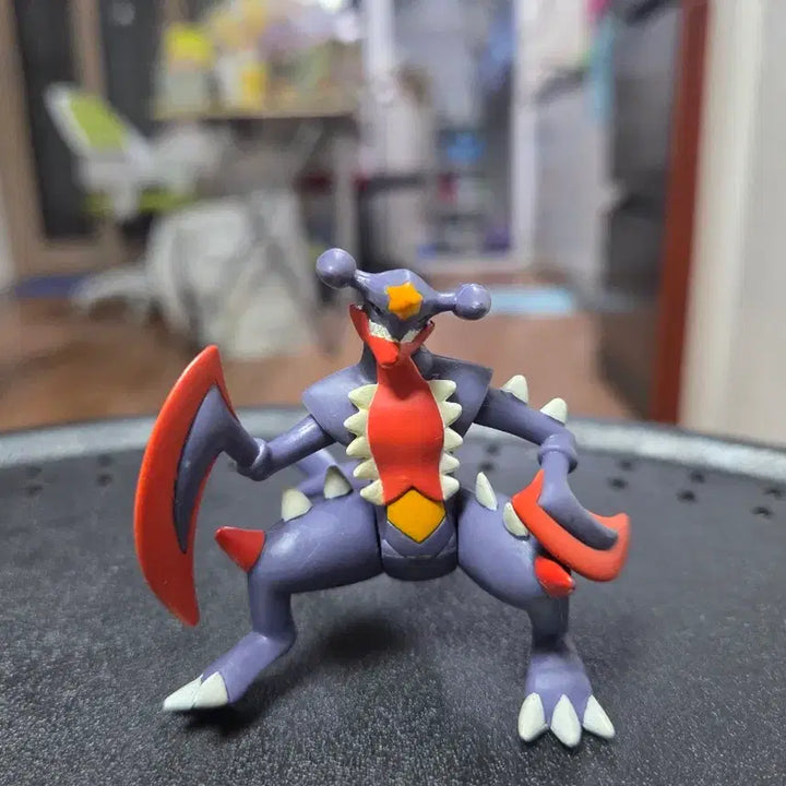 [BUNJANG] Takara Tomy Pokémon Moncolle Mega Garchomp Figure (Used) / 포켓몬 피규어 몬코레 중고 메가한카리아스 타카라토미