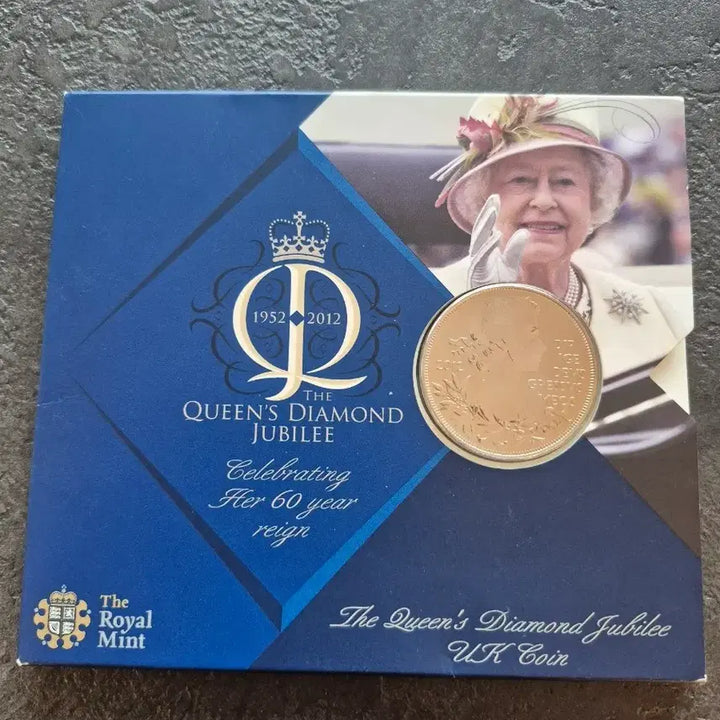 [BUNJANG] Queen Elizabeth II Diamond Jubilee Commemorative Coin / 영국 엘리자베스 2세 다이아몬드 주빌리 기념주화