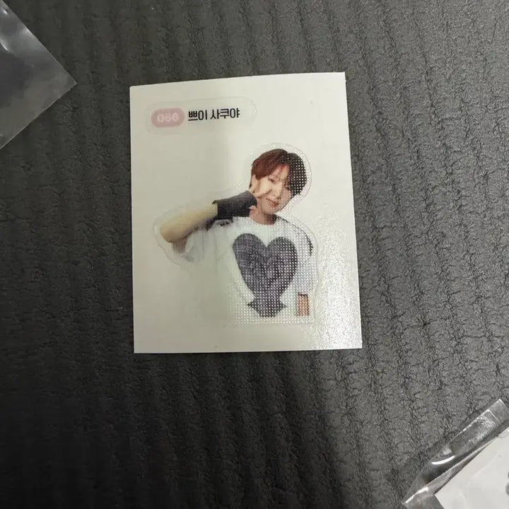 [BUNJANG] Sakuya Sticker / 사쿠야 띠부씰 양도
