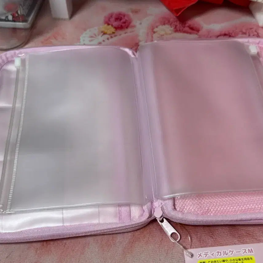 [BUNJANG] Sanrio Hello Kitty Multi Pouch / (정품) 헬로키티 멀티 파우치