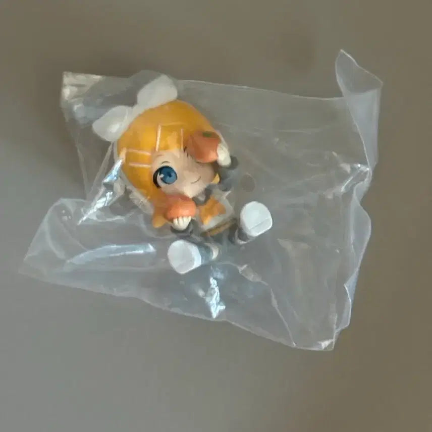 [BUNJANG] Vocaloid Kagamine Rin Gacha Figure (Sealed) / 미개봉) 보컬로이드 카가미네 린 귤 가챠 피규어 판매