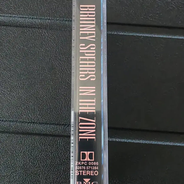 [BUNJANG] Britney Spears In The Zone Cassette Tape / 브리트니 스피어스 카세트테이프