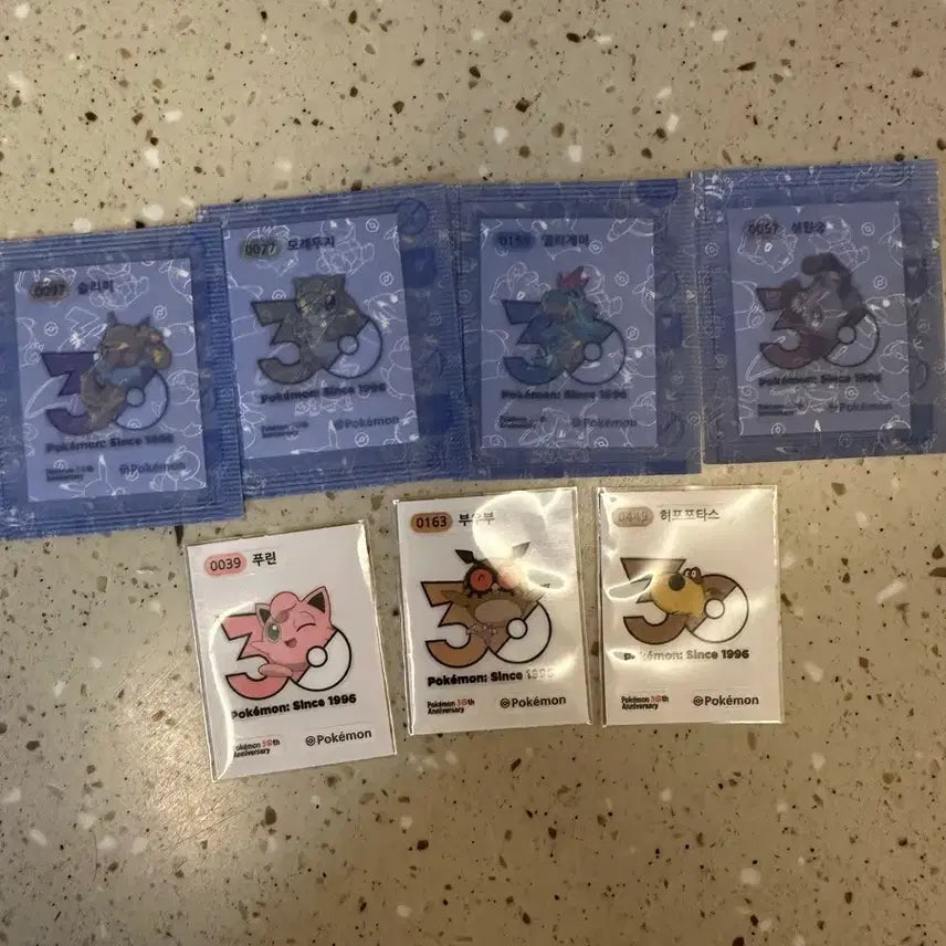 [BUNJANG] Pokemon Sticker Collection 30th Anniversary Logo New Sealed Individual Sale / 포켓몬 띠부씰 30주년 로고 신상미개봉 포함 개별판매