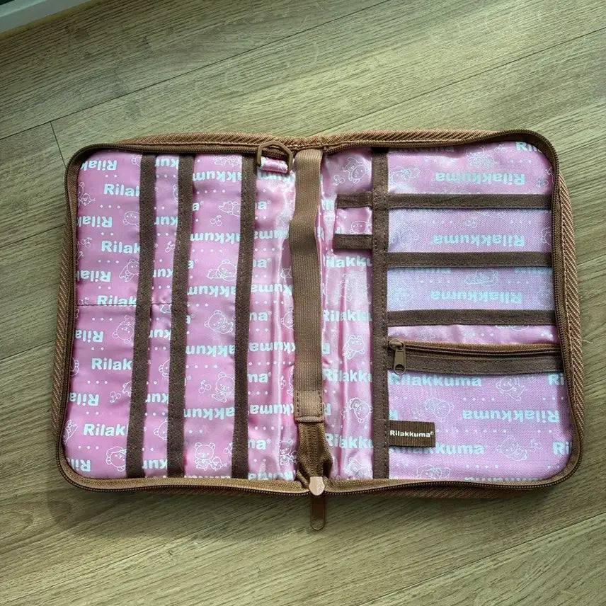 [BUNJANG] Rilakkuma Korilakkuma Classic Multi Pouch Notebook Cover Wallet / 고전 코리락쿠마 멀티파우치 모자수첩 파우치 지갑 다이어리커버