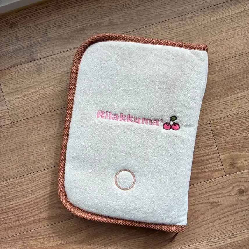 [BUNJANG] Rilakkuma Korilakkuma Classic Multi Pouch Notebook Cover Wallet / 고전 코리락쿠마 멀티파우치 모자수첩 파우치 지갑 다이어리커버