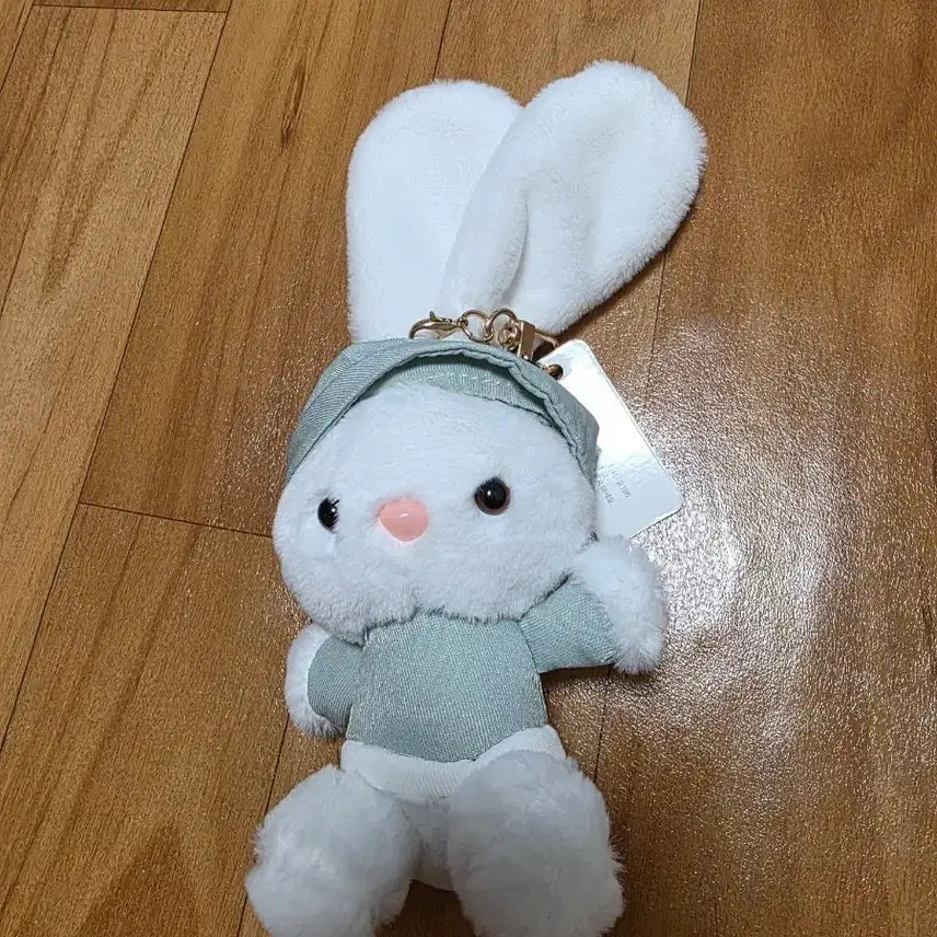 [BUNJANG] Toypop White Rabbit Plush Keychain / 토이팝 흰토끼 인형 키링 민트 모자 가방고리