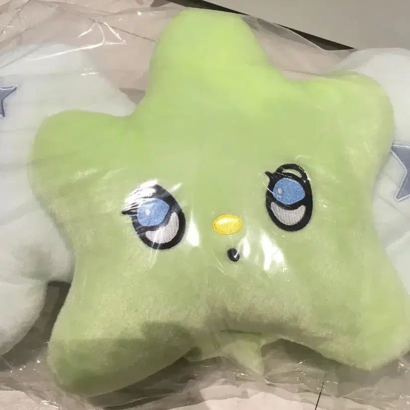 [BUNJANG] WeChuu Cushion Unsealed Set (No Photocard) / 위츄쿠션 단순개봉 새상품 (포카x)