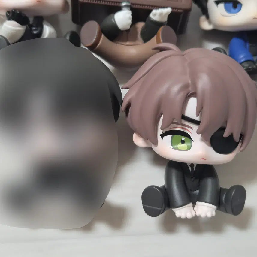 [BUNJANG] Gaedam Go To Work All-Sit Figure Baek Sa-heon / 괴담출근 모두앉아 피규어 백사헌