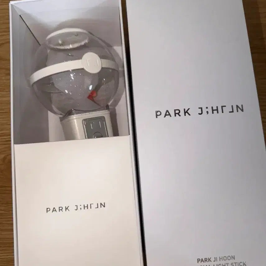 [BUNJANG] Park Jihoon Lightstick Replacement Part Photocard / 박지훈 응원봉 뽑봉 판매