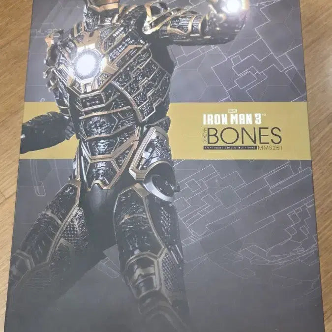 [BUNJANG] Hot Toys Iron Man Bones Displayed Item / 핫토이 아이언맨 본즈 판매합니다.